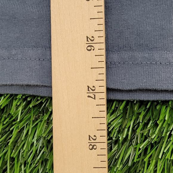 Vintage The-Mountain White Tigers Shirt Large 22x27 Faded Grayish Blue Y2K - Picture 13 of 15